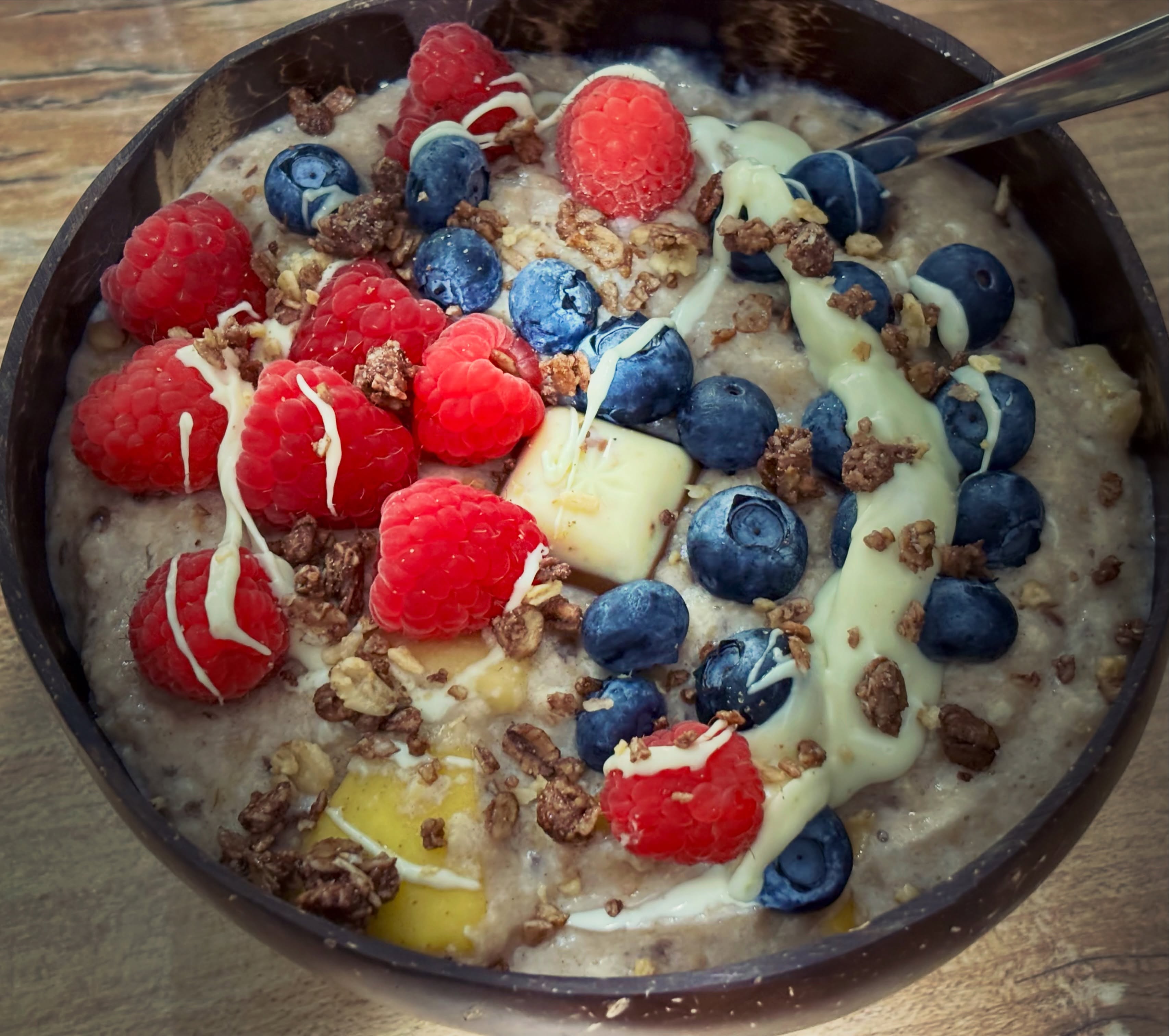 Mic dejun: terci proteic de ovaz 

#zicemami #highprotein #healthyeating #posteorkout